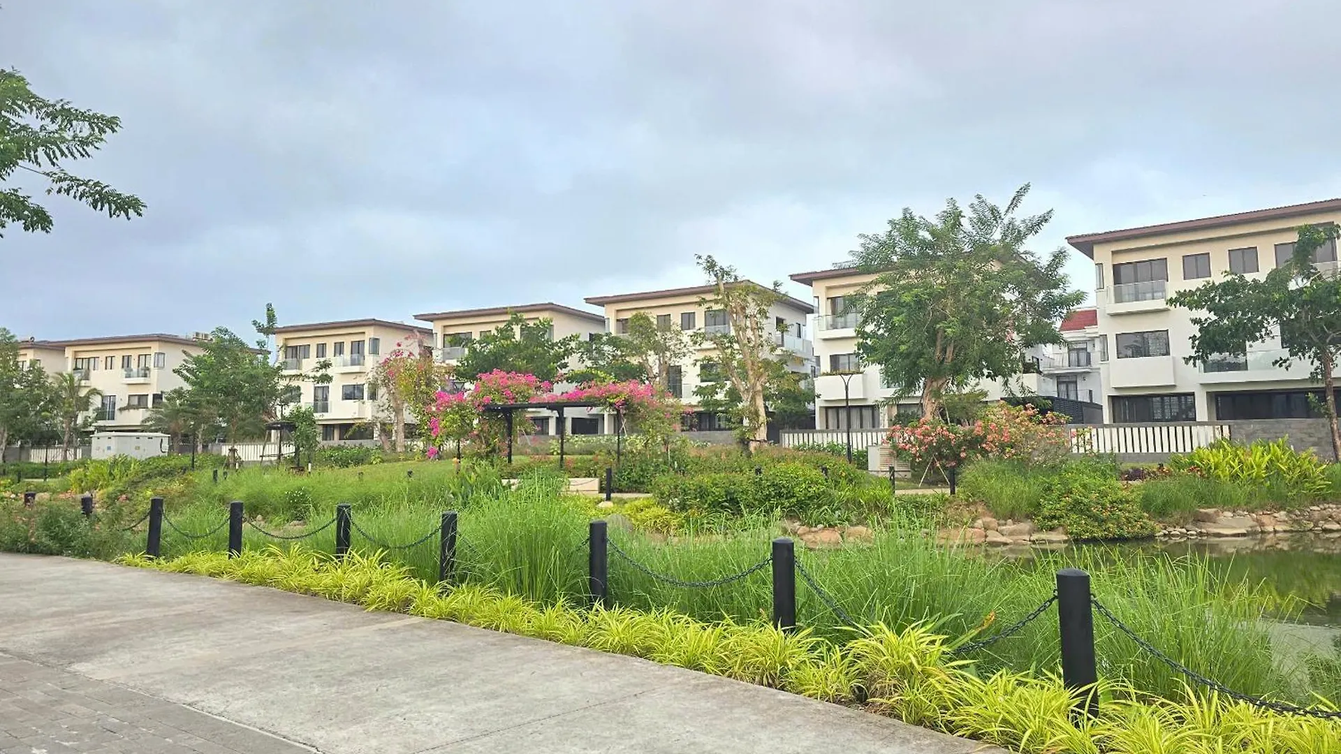 Apartment Cho Nghi Cho Thue Trong Ngay Di Bo Ra Bai Sau 173